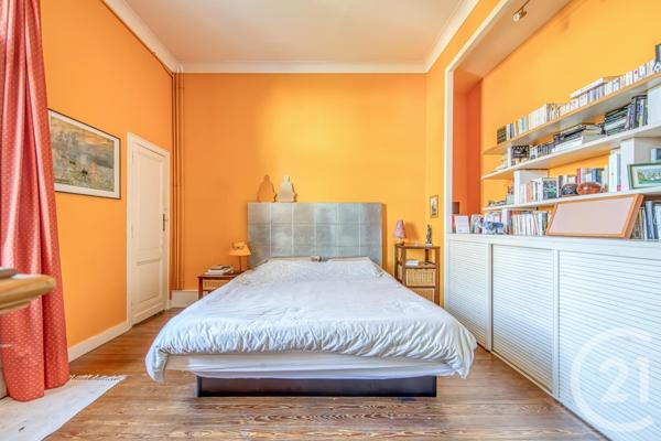 Maison à vendre  11 pièces - 259,36 m2 BORDEAUX - 33