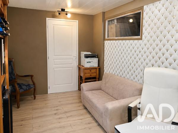 Maison à vendre 3 pièces 315 m² Confolens