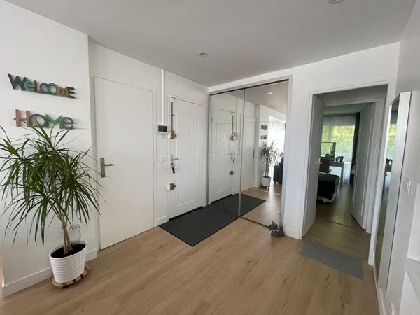 Appartement Les Essarts Le Roi 4 pièce(s)