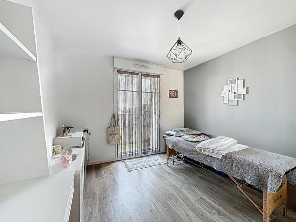 Appartement 3 pièces traversant