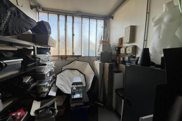 Vente - Local 2 pièces 70 m 2 LE MANS (72000)