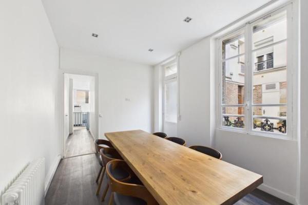Vente - Bureaux 2 pièces 66 m 2 Paris (75017)