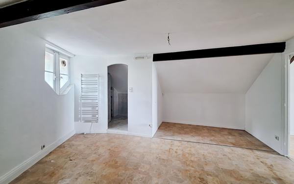 Maison à vendre    8 pièces • 137 m2 Golfe Juan - Vallauris