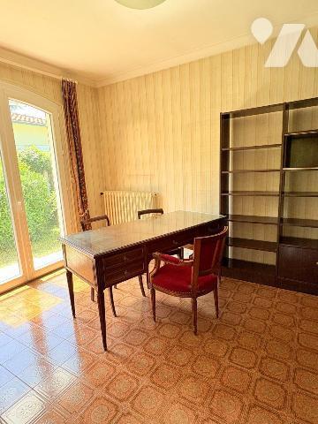 Maison à vendre à Ramonville-Saint-Agne (31520) en Haute-Garonne (31)

Dans un quartier calme...