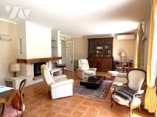Maison à vendre à Ramonville-Saint-Agne (31520) en Haute-Garonne (31)

Dans un quartier calme...
