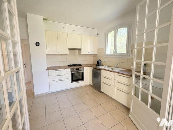 Maison à vendre à Ramonville-Saint-Agne (31520) en Haute-Garonne (31)

Dans un quartier calme...