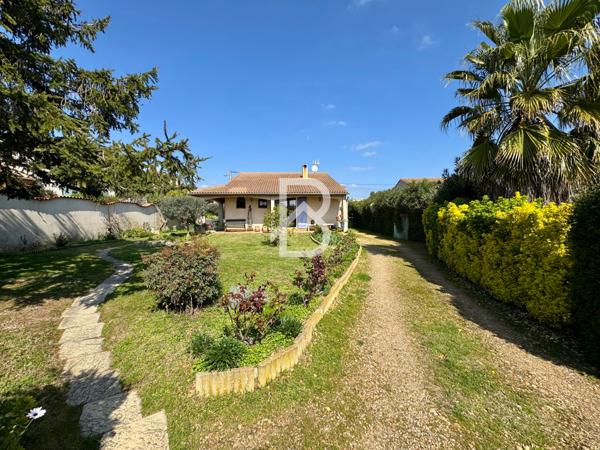 Saint-Gilles (30800) SAINT GILLES (30800) - EXCLUSIVITE - VILLA PLAIN PIED - 91 m2 - 3 CHAMBRES - GARAGE