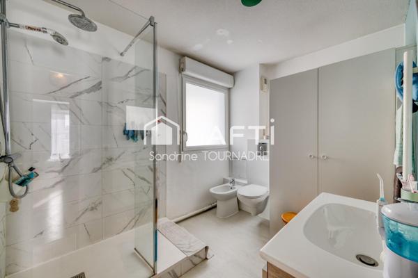 MERIGNAC- Limite BORDEAUX : Appt comme une maison - 3 ch, jardin