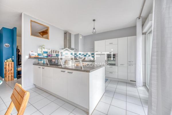 MERIGNAC- Limite BORDEAUX : Appt comme une maison - 3 ch, jardin
