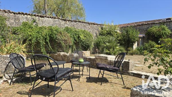 Maison à vendre 8 pièces 300 m² Courbillac