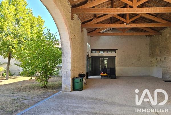 Maison à vendre 8 pièces 300 m² Courbillac