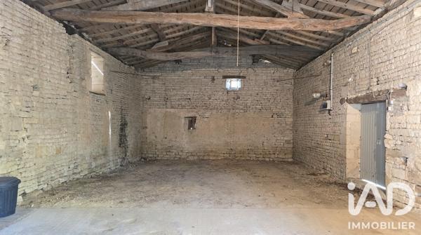 Maison à vendre 8 pièces 300 m² Courbillac