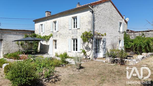 Maison à vendre 8 pièces 300 m² Courbillac