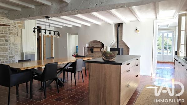Maison à vendre 8 pièces 300 m² Courbillac