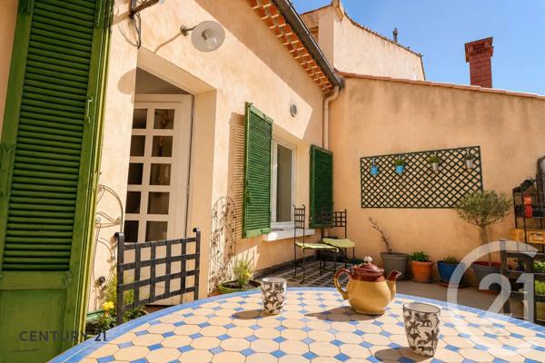Appartement à vendre  5 pièces - 137 m 2   CARPENTRAS  - 84