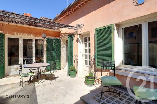 Appartement à vendre  5 pièces - 137 m 2   CARPENTRAS  - 84