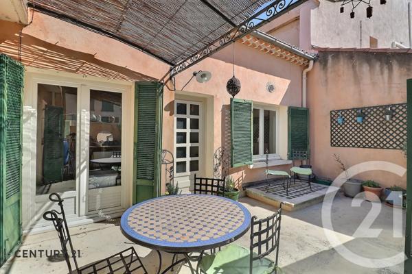 Appartement à vendre  5 pièces - 137 m 2   CARPENTRAS  - 84