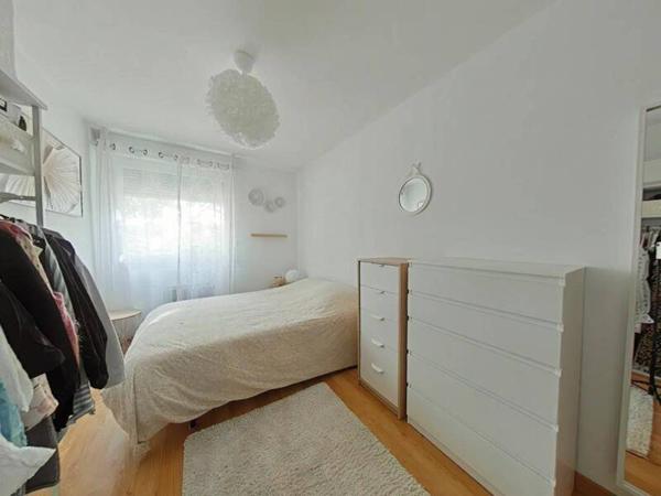 Appartement 2 pièces                                        - 42270 Saint-Priest-en-Jarez Réf : 13229
