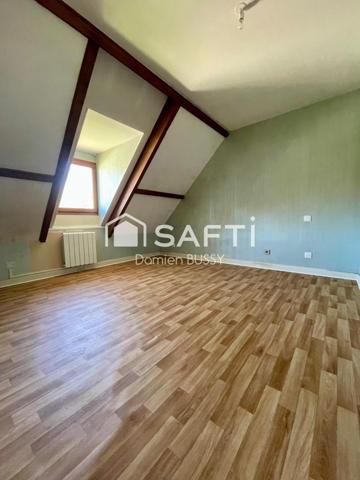 Maison de 160 M2 edifiée sur un terrain de 1002M2.