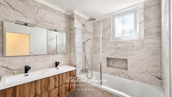 Appartement Manosque 5 pièce(s) 124,31 m2 avec cave et parking
