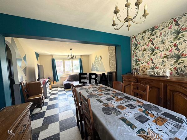 Maison semi-mitoyenne de 88m2 sur CALAIS, 3 chambres + un bureau + jardin