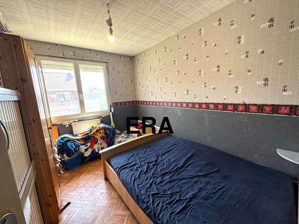 Maison semi-mitoyenne de 88m2 sur CALAIS, 3 chambres + un bureau + jardin