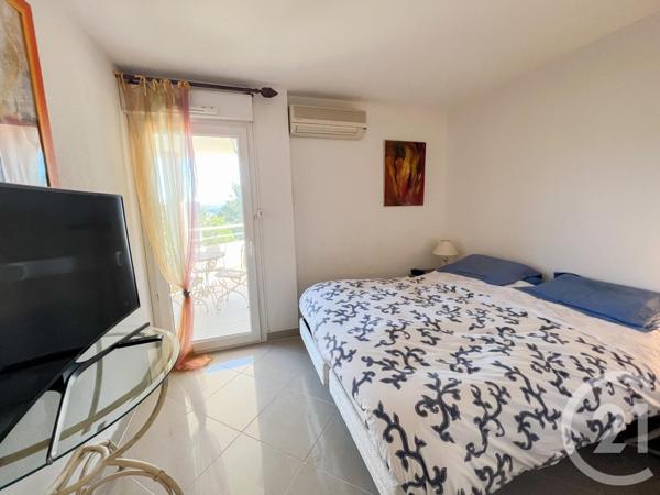 appartement à vendre  4 pièces - 89 m2 CAVALAIRE SUR MER - 83