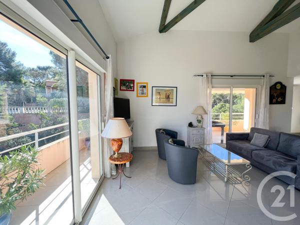 appartement à vendre  4 pièces - 89 m2 CAVALAIRE SUR MER - 83