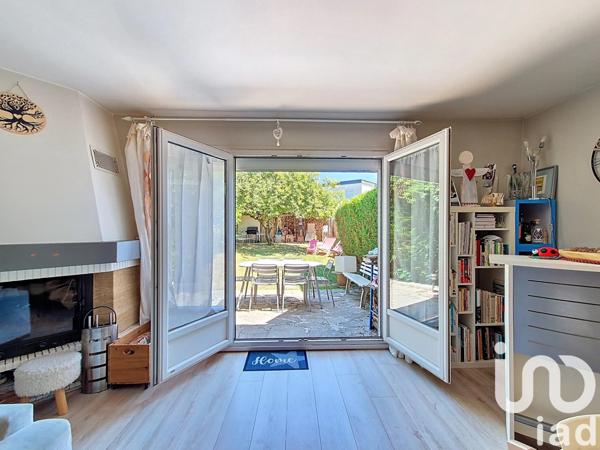 Maison à vendre 4 pièces 91 m² Villiers-le-Bâcle