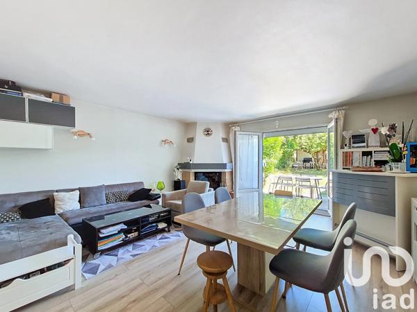 Maison à vendre 4 pièces 91 m² Villiers-le-Bâcle