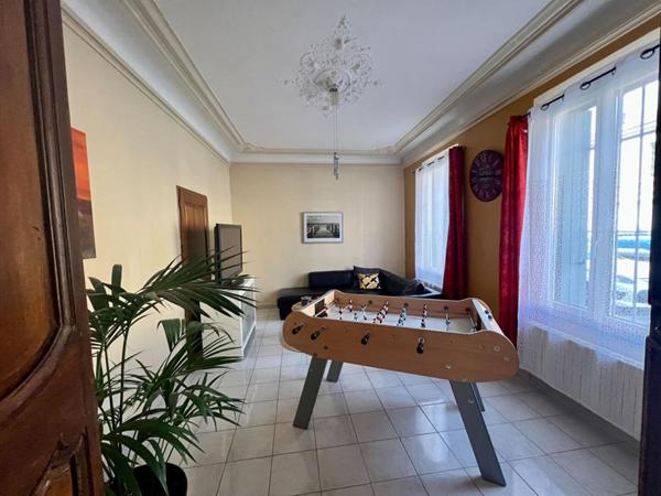 EXCEPTIONNEL :  IMMEUBLE  CENTRE VILLE - IDEAL PROFESSIONS LIBERALES