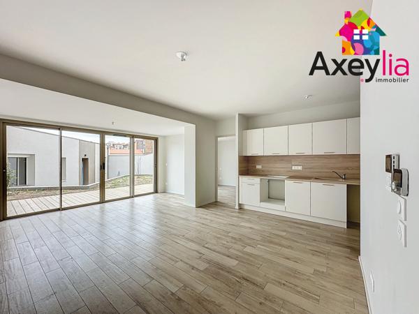 Roanne (42300) A VENDRE - ROANNE HYPER CENTRE - APPARTEMENT T2 62 M2 AVEC EXTERIEUR, PARKING PRIVÉ ET CAVE (LOT 14)