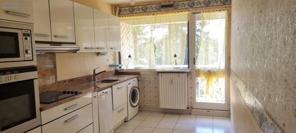 Appartement à vendre à Saint-Cyr-sur-Loire dans l'Indre-et-Loire (37540), ref : 044/1957   
SAINT CYR SUR LOIRE