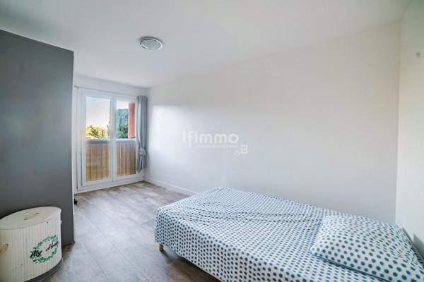 Appartement T6 entièrement refait à neuf 13010