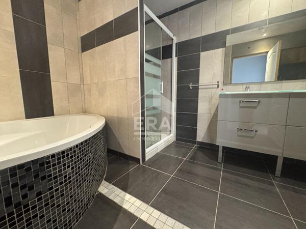 IMMEUBLE LOCATIF + LOCAL COMMERCIAL HERICOURT CENTRE VILLE
