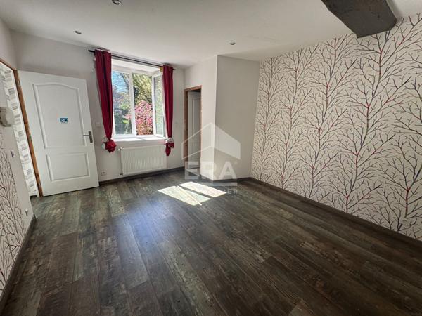 IMMEUBLE LOCATIF + LOCAL COMMERCIAL HERICOURT CENTRE VILLE