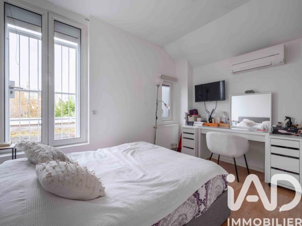 Maison à vendre 12 pièces 230 m² Colombes