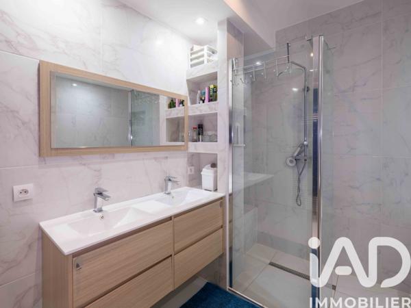Maison à vendre 12 pièces 230 m² Colombes