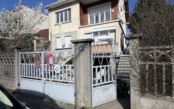 Appartement à vendre    3 pièces • 60 m2 Montreuil