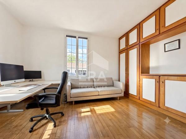 MAISON 8 PIÈCES 190 M², CHARME DE L'ANCIEN AVEC PISCINE