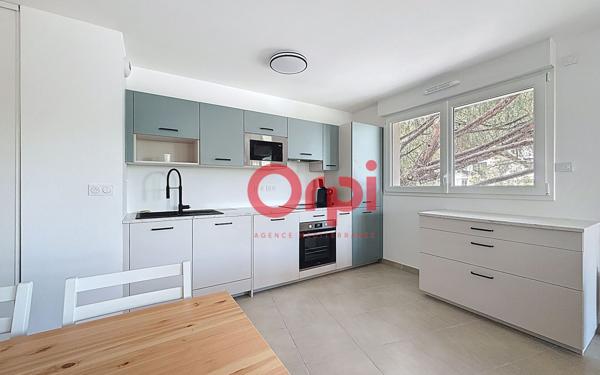 Appartement à louer    3 pièces • 67,87 m2 Fréjus