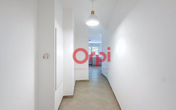 Appartement à louer    3 pièces • 67,87 m2 Fréjus