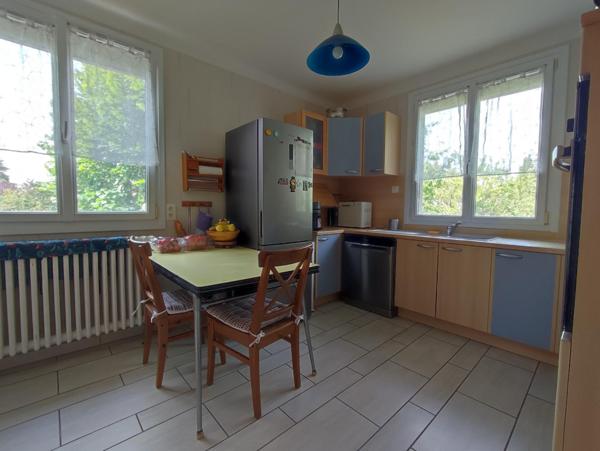 maison familiale rénovée, proche écoles et commerces