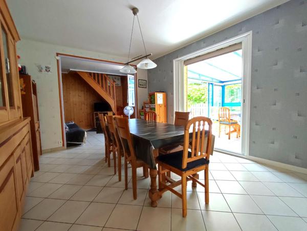 maison familiale rénovée, proche écoles et commerces