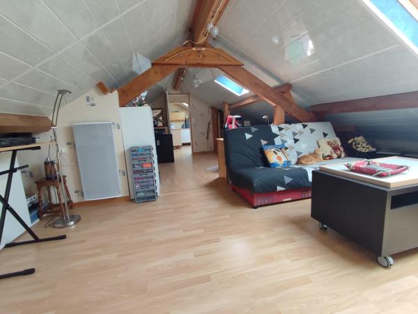 maison familiale rénovée, proche écoles et commerces