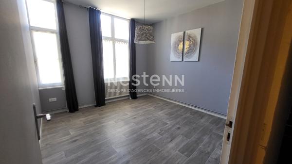 BAR LE DUC Maison centre ville de 215m² sur trois niveaux avec 8 pièces dont 5 chambres