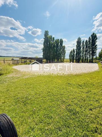 Maison et propriété équestre