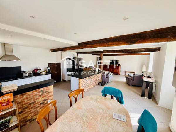 Maison et propriété équestre