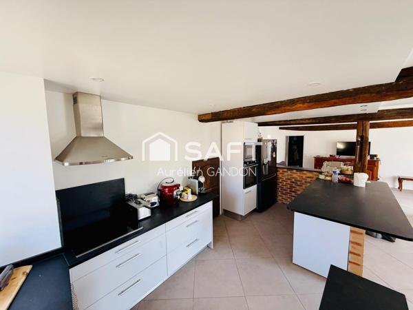 Maison et propriété équestre