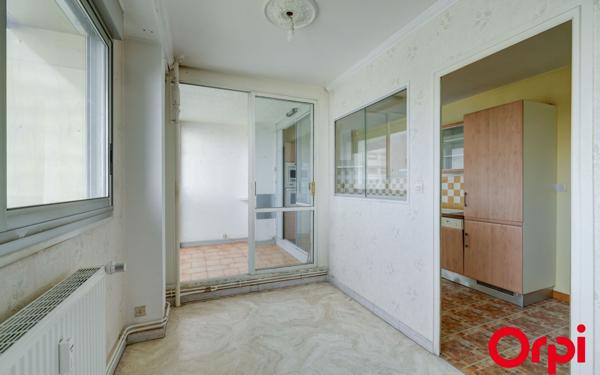 Appartement à vendre    4 pièces • 84,58 m2 Vénissieux